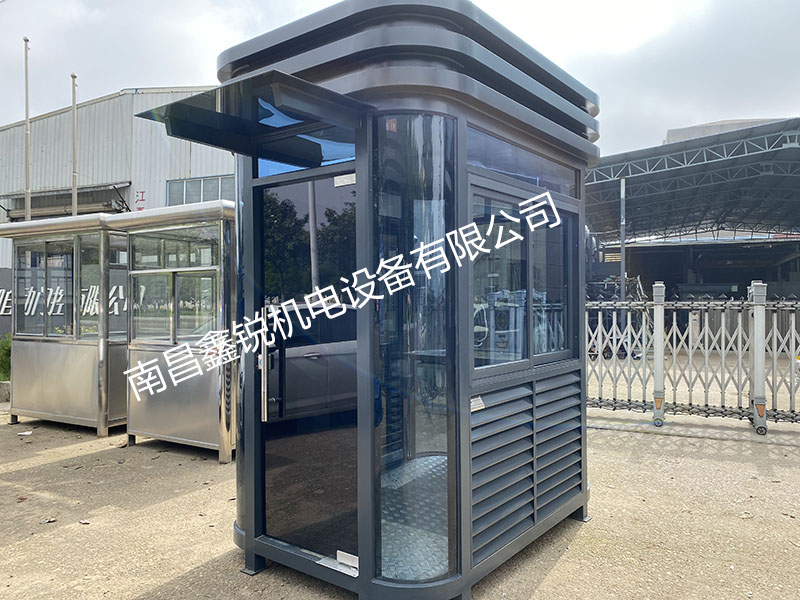 華贛城建股份集團 鋼結(jié)構(gòu)崗?fù)?.5-2.2-2.8高 2臺 送青山湖區(qū)力高雍湖國際
